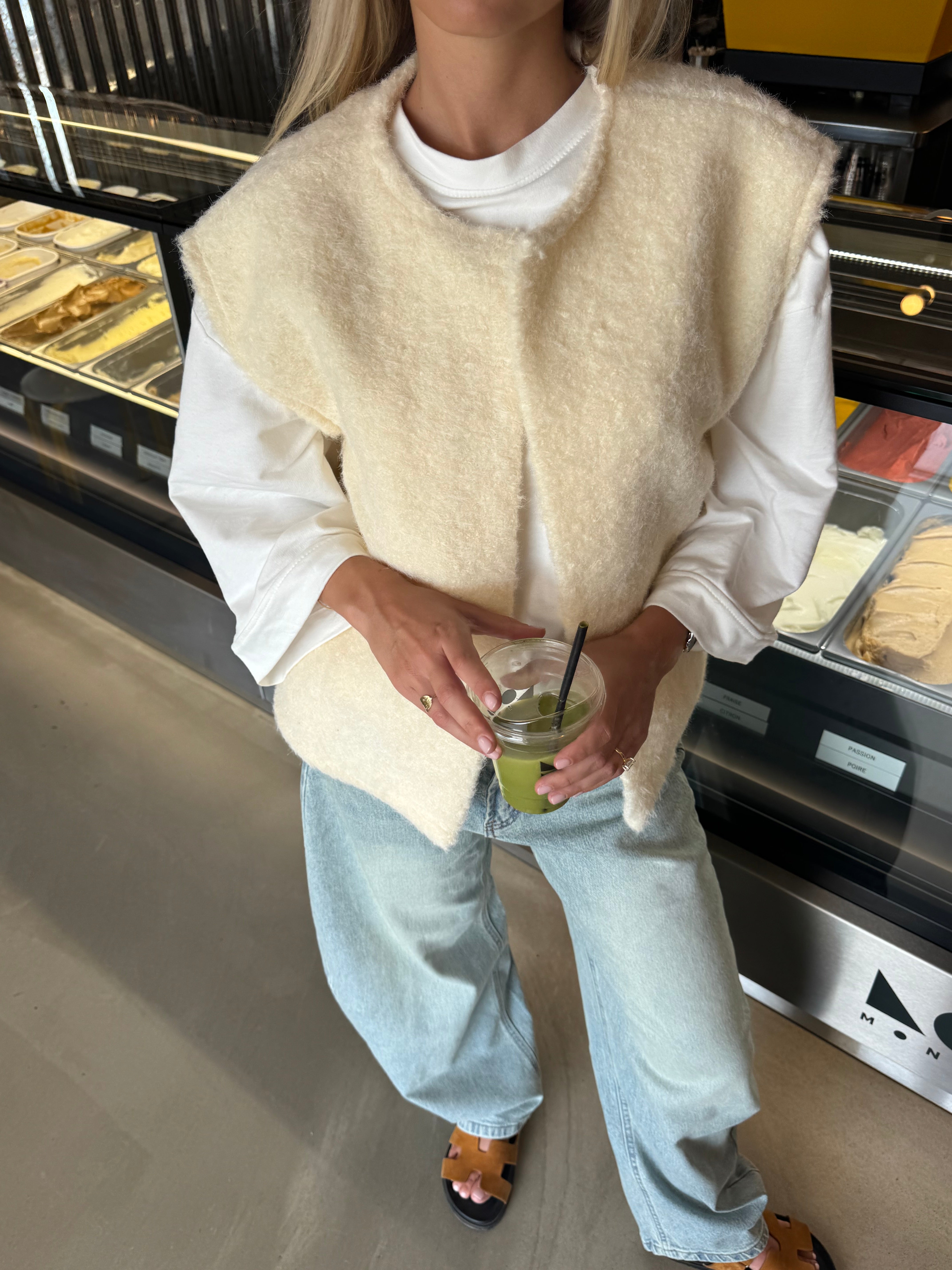EVALYA ⎹ VESTE SANS MANCHE