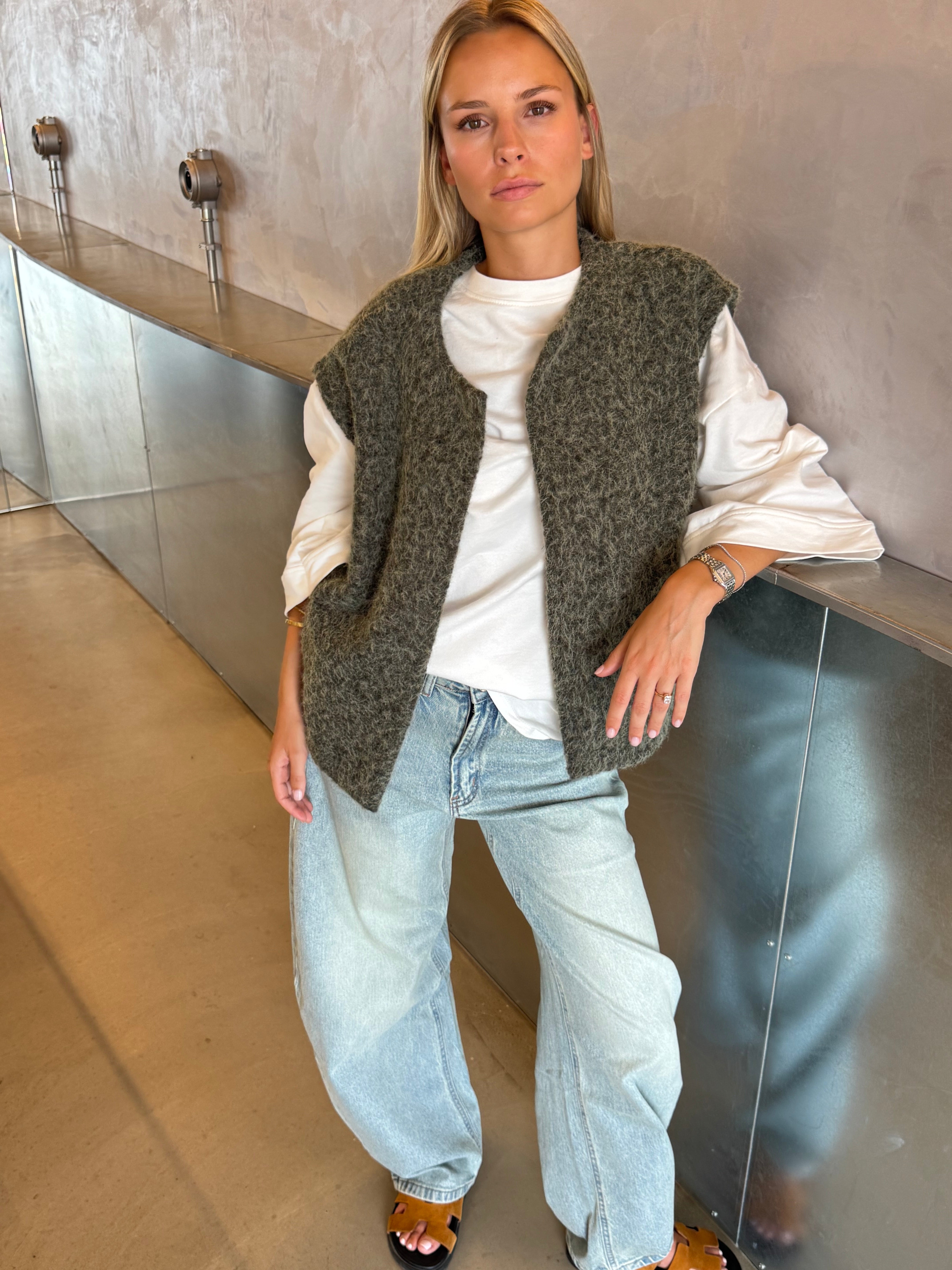 EVALYA ⎹ VESTE SANS MANCHE